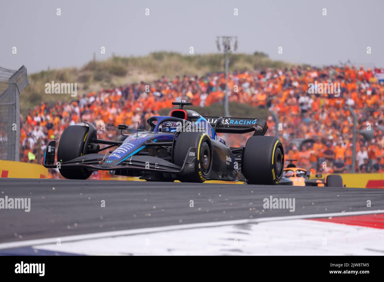 ZANDVOORT, NETHERLANDS - SEPTEMBER 4: Alex Albon of Thailand and Williams during the Race ahead of the Formula 1 Dutch Grand Prix at Cicuit Zandvoort on September 4, 2022 in Zandvoort, Netherlands (Photo by Marcel ter Bals/Orange Pictures) Stock Photo