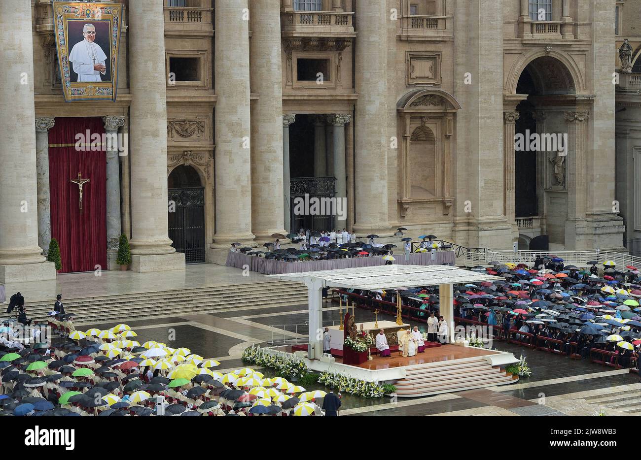 Pope Francis presides over the beatification Mass of Pope John Paul I ...