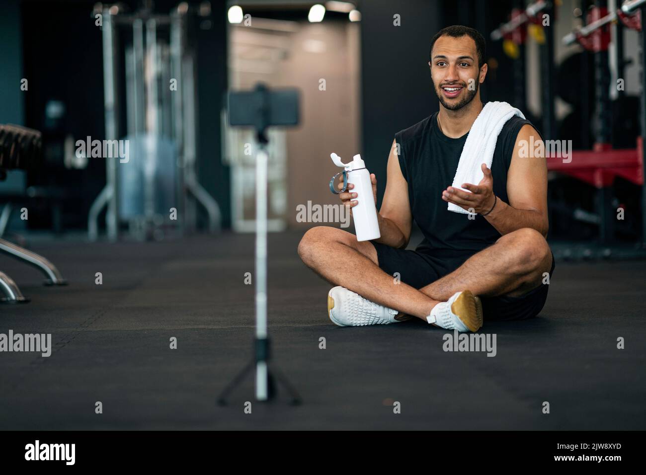 Fitness influencer hi-res stock photography and images - Alamy