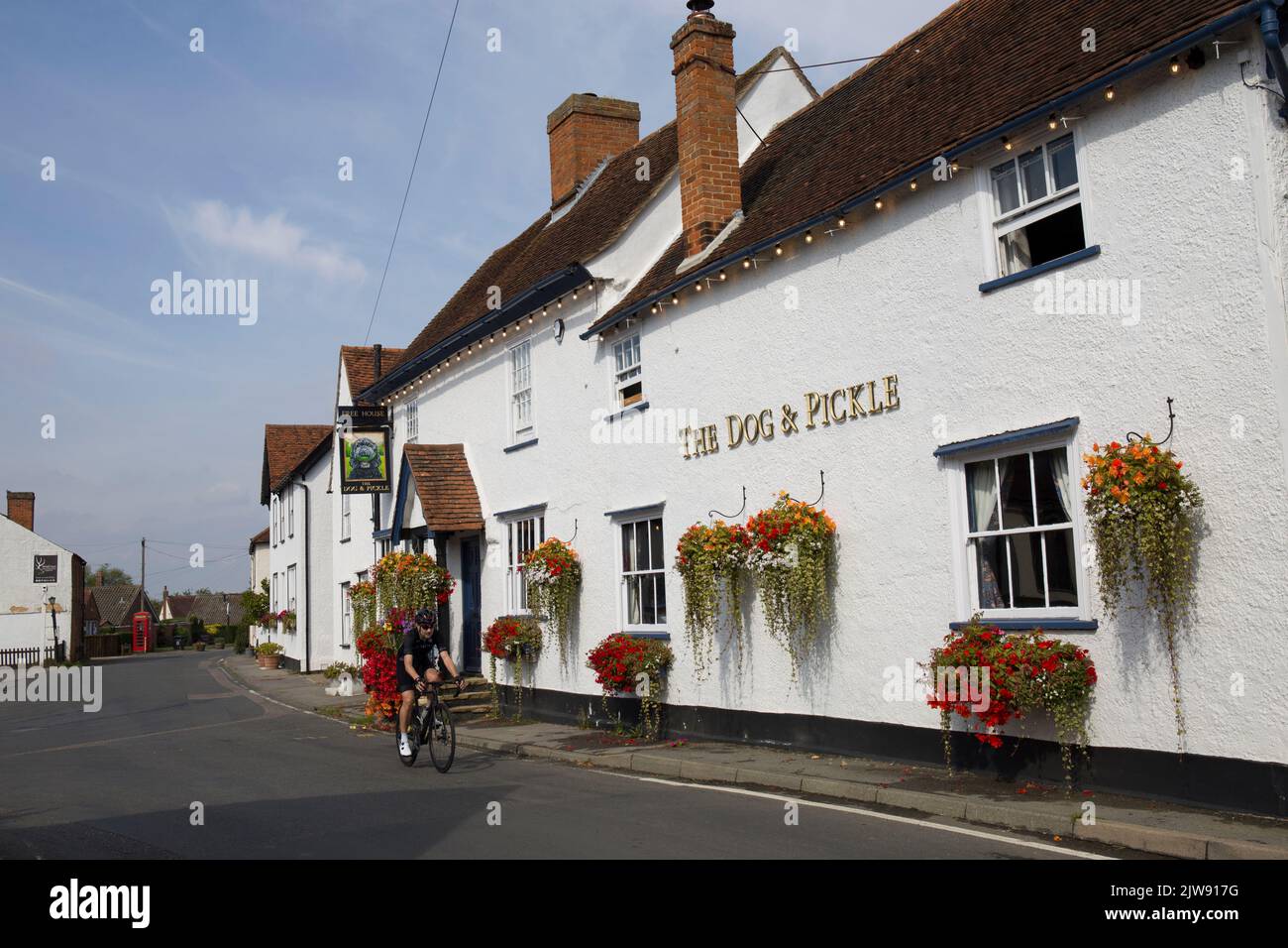 Dog and Pickle Public House Church Road Moreton Essex Stock Photo Alamy