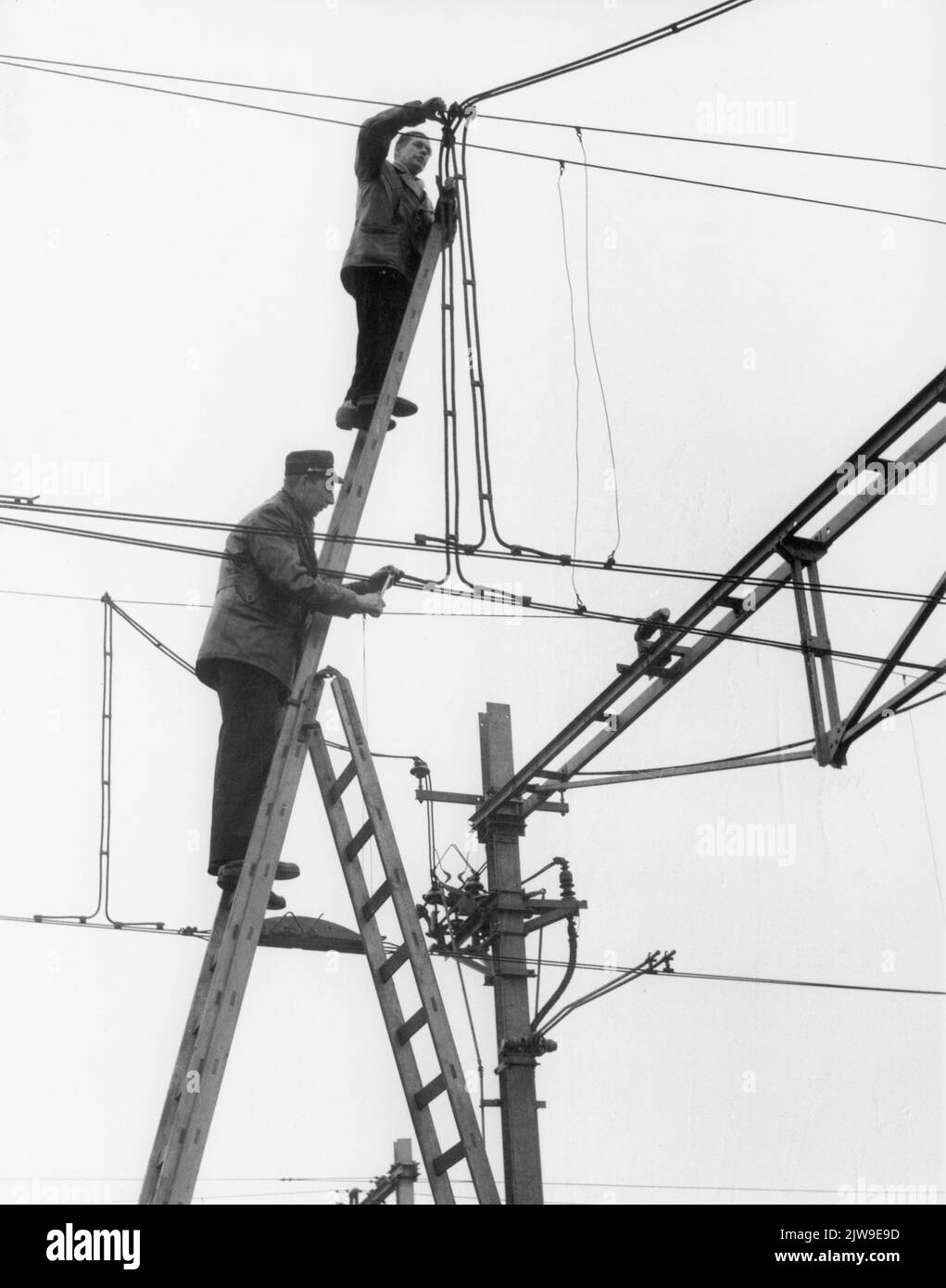 Overhead line work Black and White Stock Photos & Images - Alamy