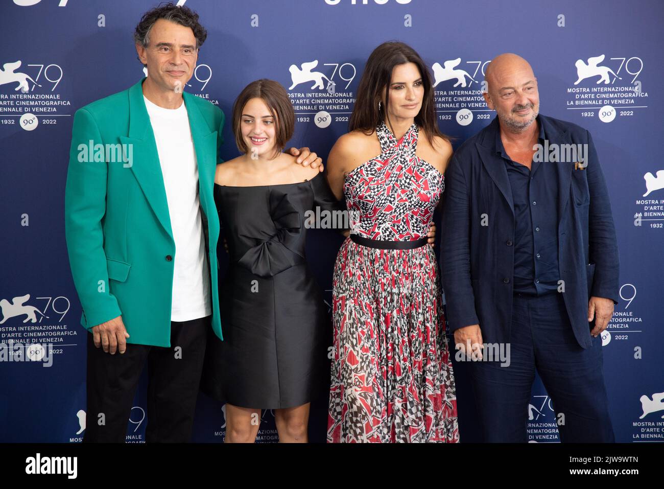 (L-R) Vincenzo Amato, Luana Giuliani, Penelope Cruz and director