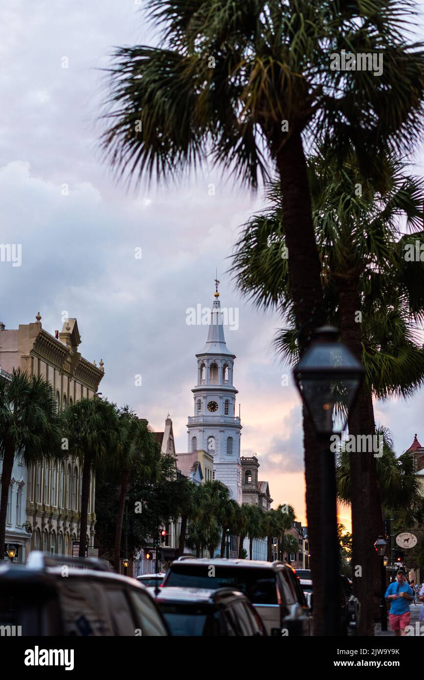 Charleston south carolina downtown hi-res stock photography and images ...