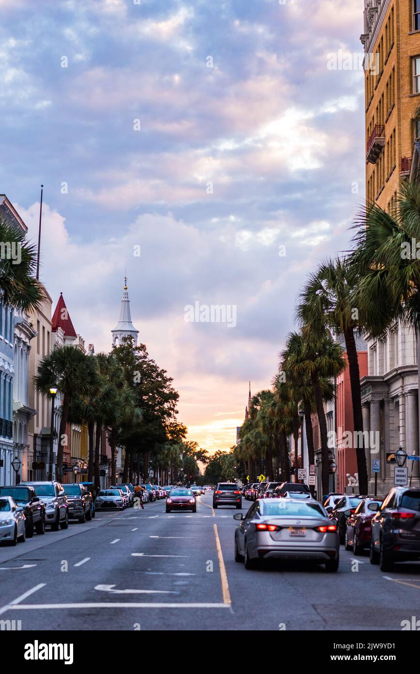 Charleston south carolina downtown hi-res stock photography and images ...