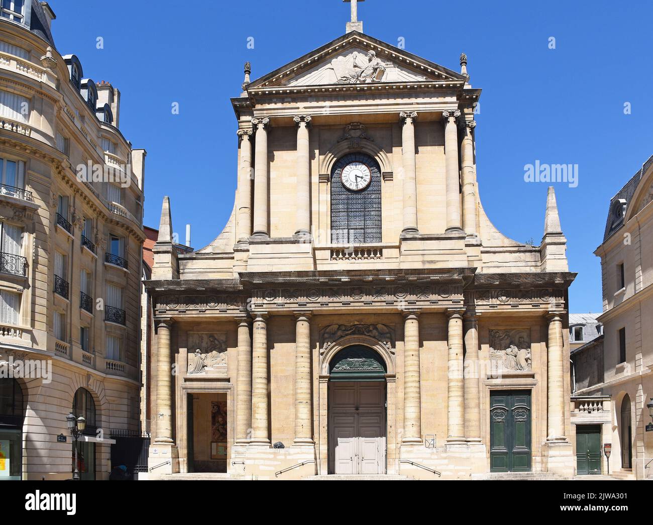 Église Saint-Thomas-d'Aquin, the church of St. Thomas Aquinas, built in 1682-3, this purified Baroque façade added in 1770 by fr. Claude Navan Stock Photo