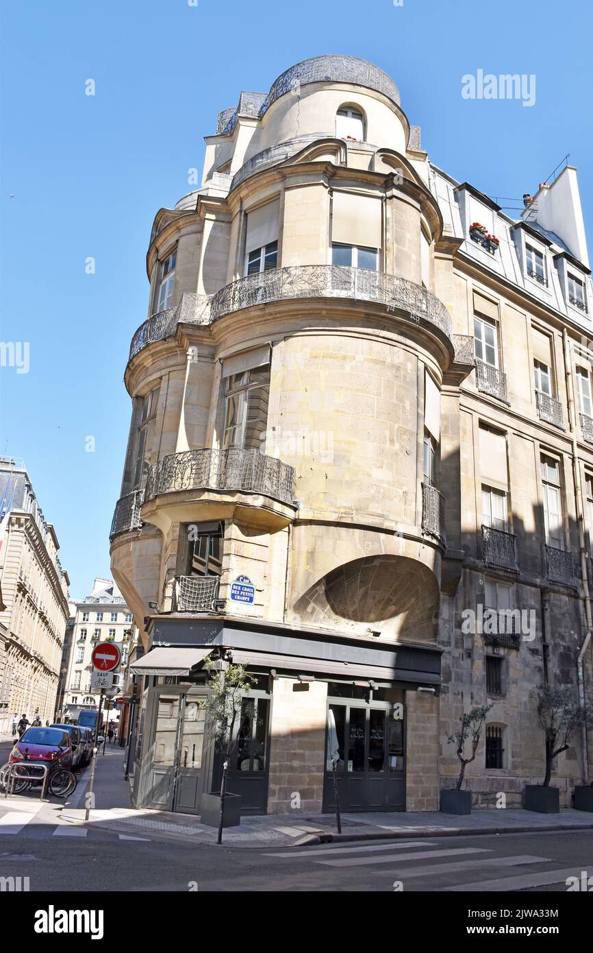 Paris, Hotel Jaucourt built 1733 for Marie-Josèphe de Graves.  A lliant solution to a difficult triangular site, eye-catching from every direction Stock Photo