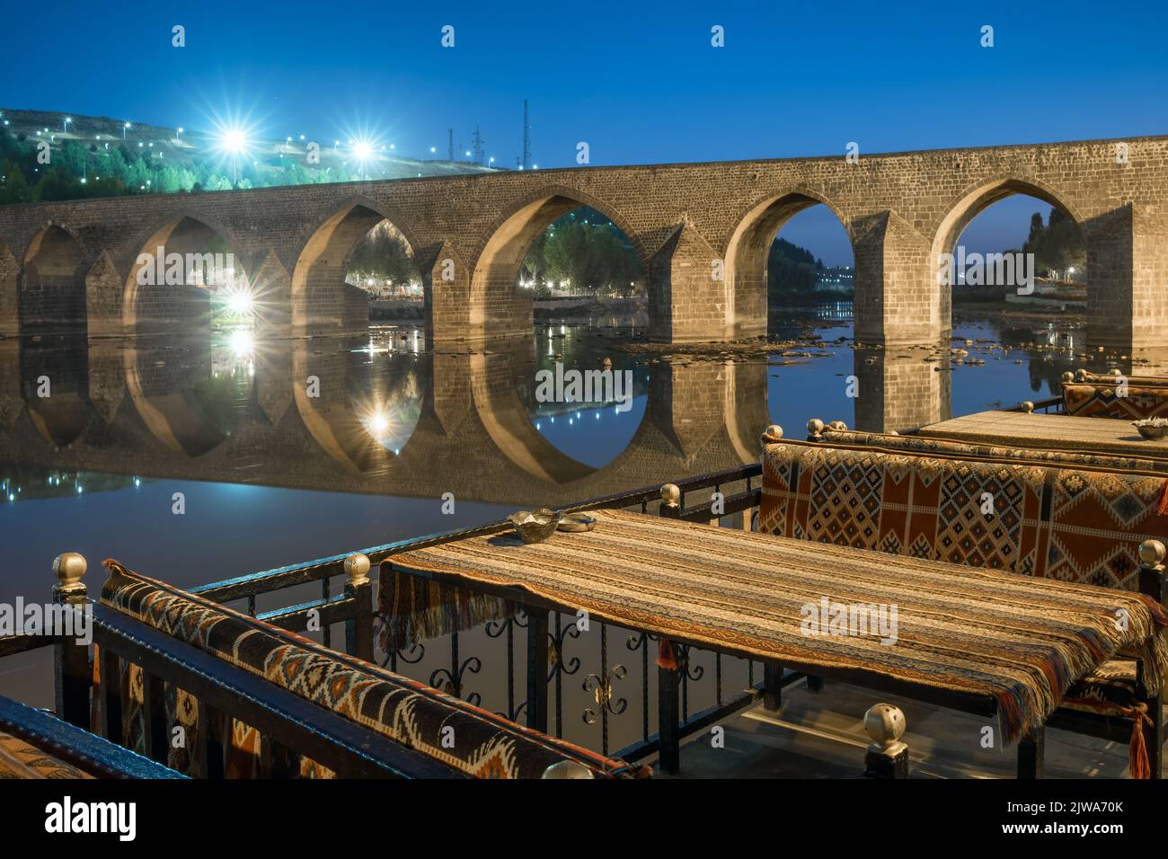 Diyarbakir, Turkey historic ten-eyed bridge view over the Tigris river at night, Turkey Stock Photo