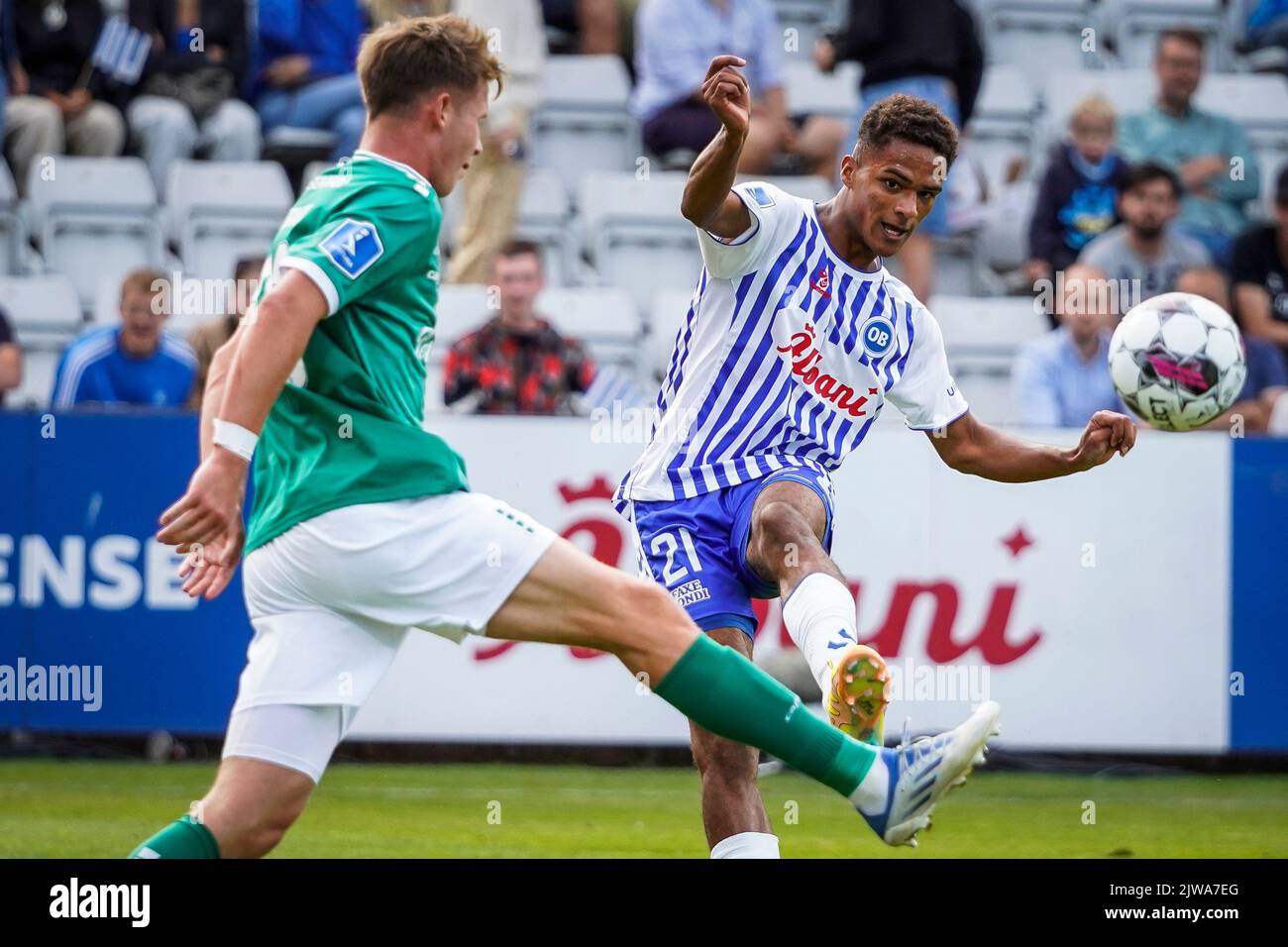 ff vs ob hires stock photography and images Alamy