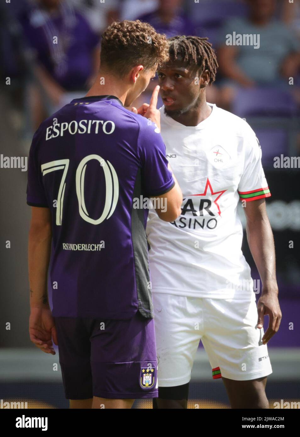 Anderlecht's Sebastiano Esposito and OHL's Hamza Mendyl pictured during a soccer match between RSCA Anderlecht and OH Leuven, Sunday 04 September 2022 in Anderlecht, on day 7 of the 2022-2023 'Jupiler Pro League' first division of the Belgian championship. BELGA PHOTO VIRGINIE LEFOUR Stock Photo
