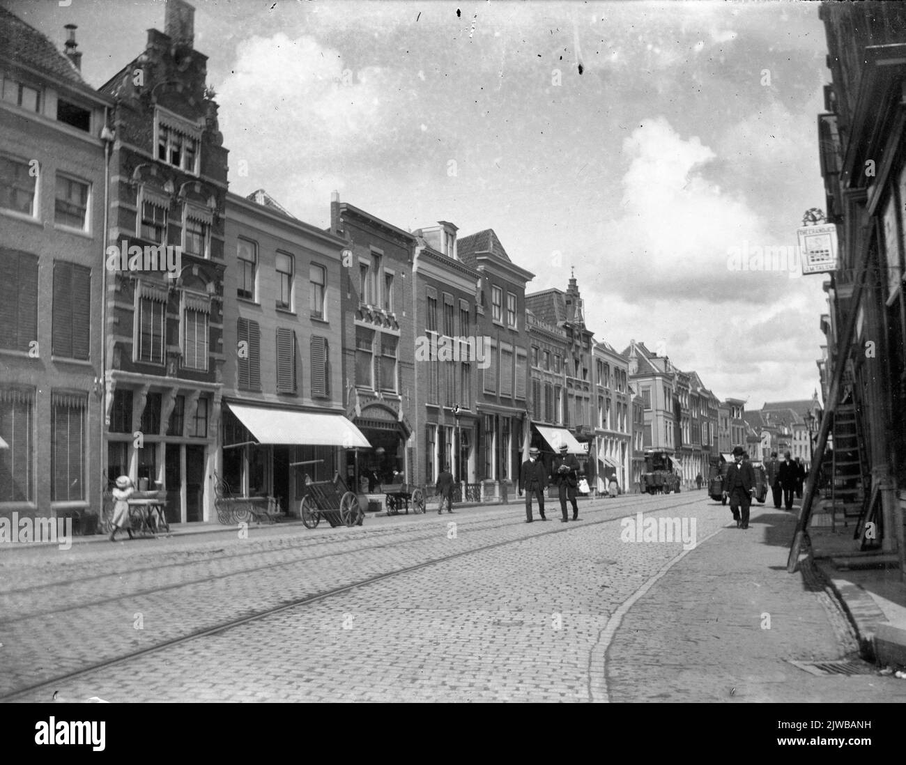 Face in the Voorstraat in Utrecht with the Huizen Voorstraat 14 (left) hoger Stock Photo Alamy