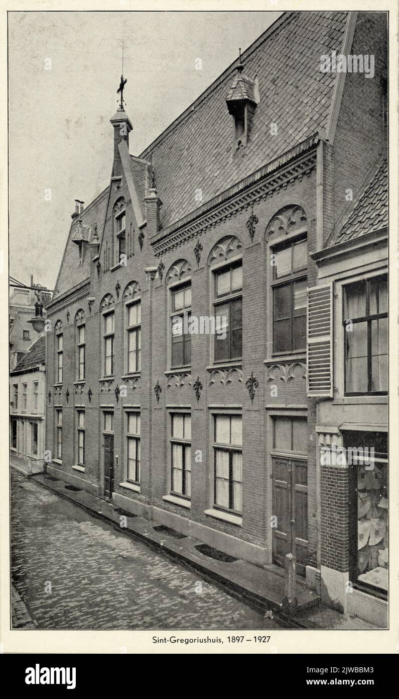 View of the facade of the St. Gregoriushuis (Herenstraat 6) in Utrecht Stock Photo Alamy
