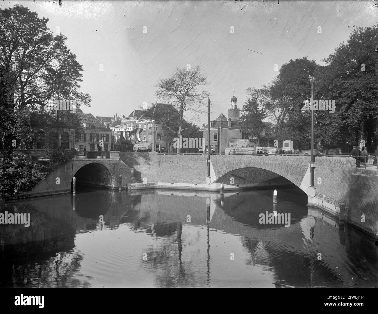 View of the Tolsteegbrug over the Stadsbuitengracht in Utrecht, from the south; On the left the Bijhouwerbrug over the Oudegracht. Stock Photo