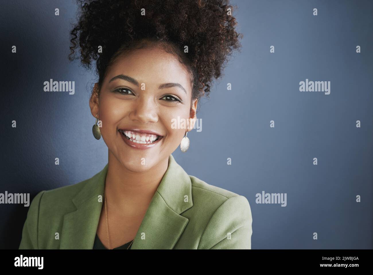 More makes happy studio hi-res stock photography and images - Alamy