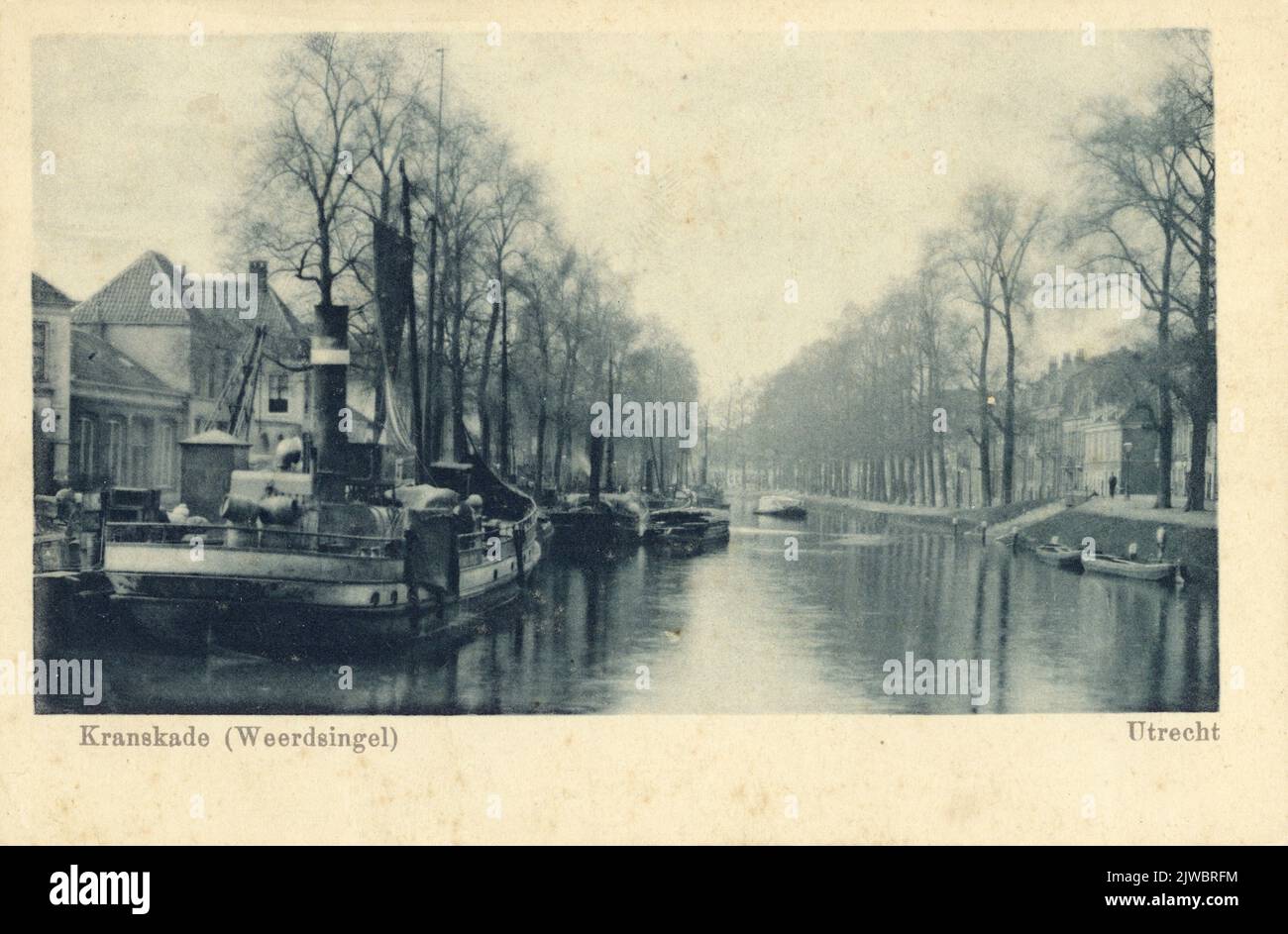 View of the Stadsbuitengracht in Utrecht with the Nieuwekade on the left and on the right the Weerdsingel W.Z. Stock Photo