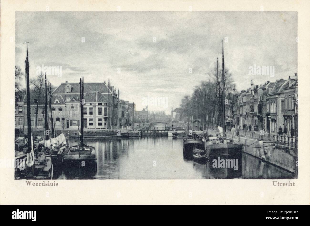View of the Stadsbuitengracht in Utrecht with the Bemuurd Weerd O.Z.; In the background some houses on the Weerdsingel W.Z. And the Weerdsluis. Stock Photo