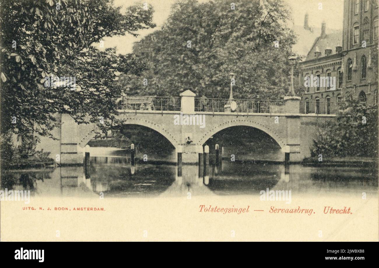 View of the Stadsbuitengracht in Utrecht with the Abstederbrug and on the right a part of the Roman Catholic orphan and Oudeliersticht. Stock Photo