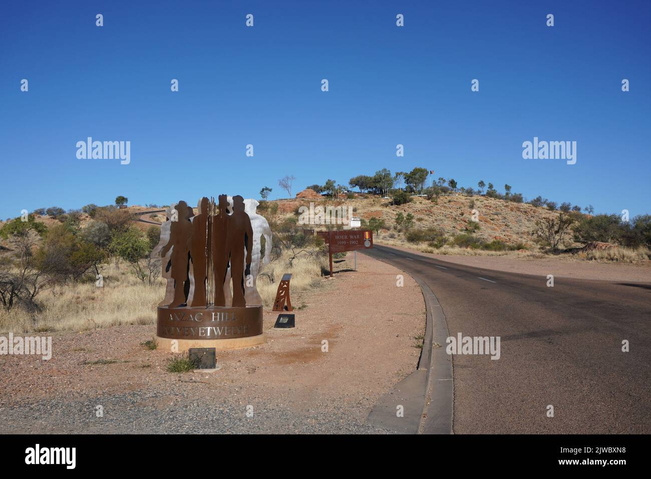 Road leading up to ANZAC Hill and the ANZAC Memorial, Alice Springs