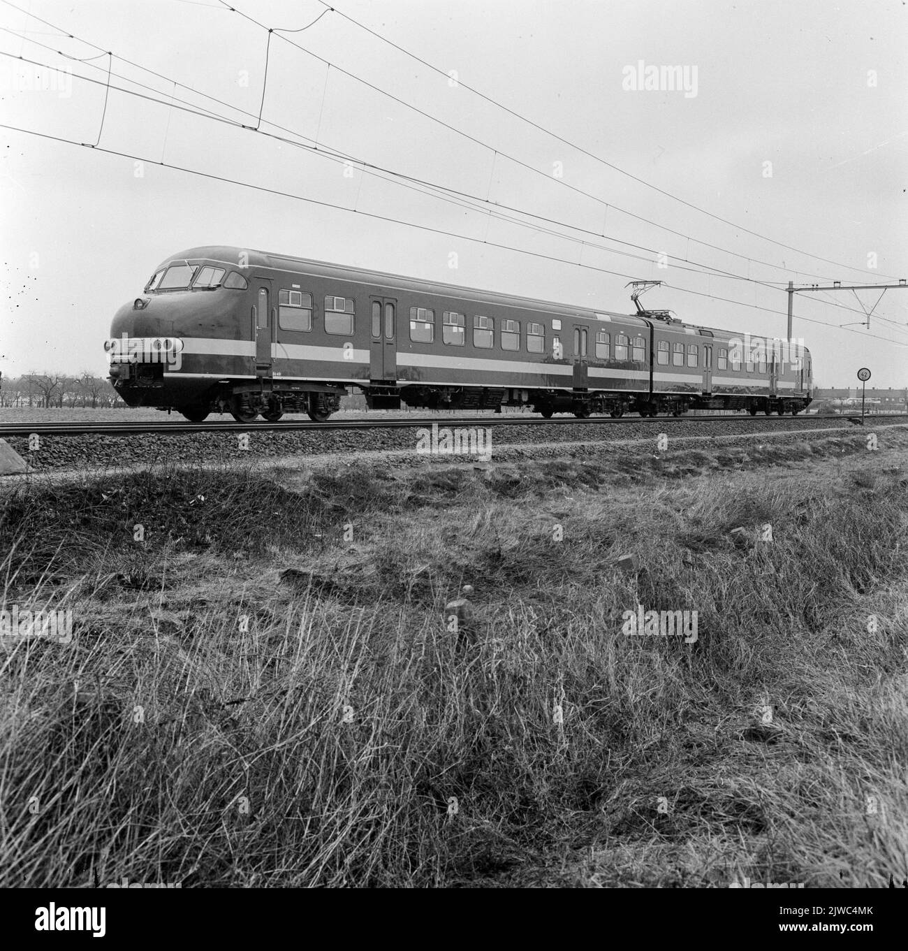 Image of the Electric train set no. 401 (Mat. 1964, plan V) of the N.S