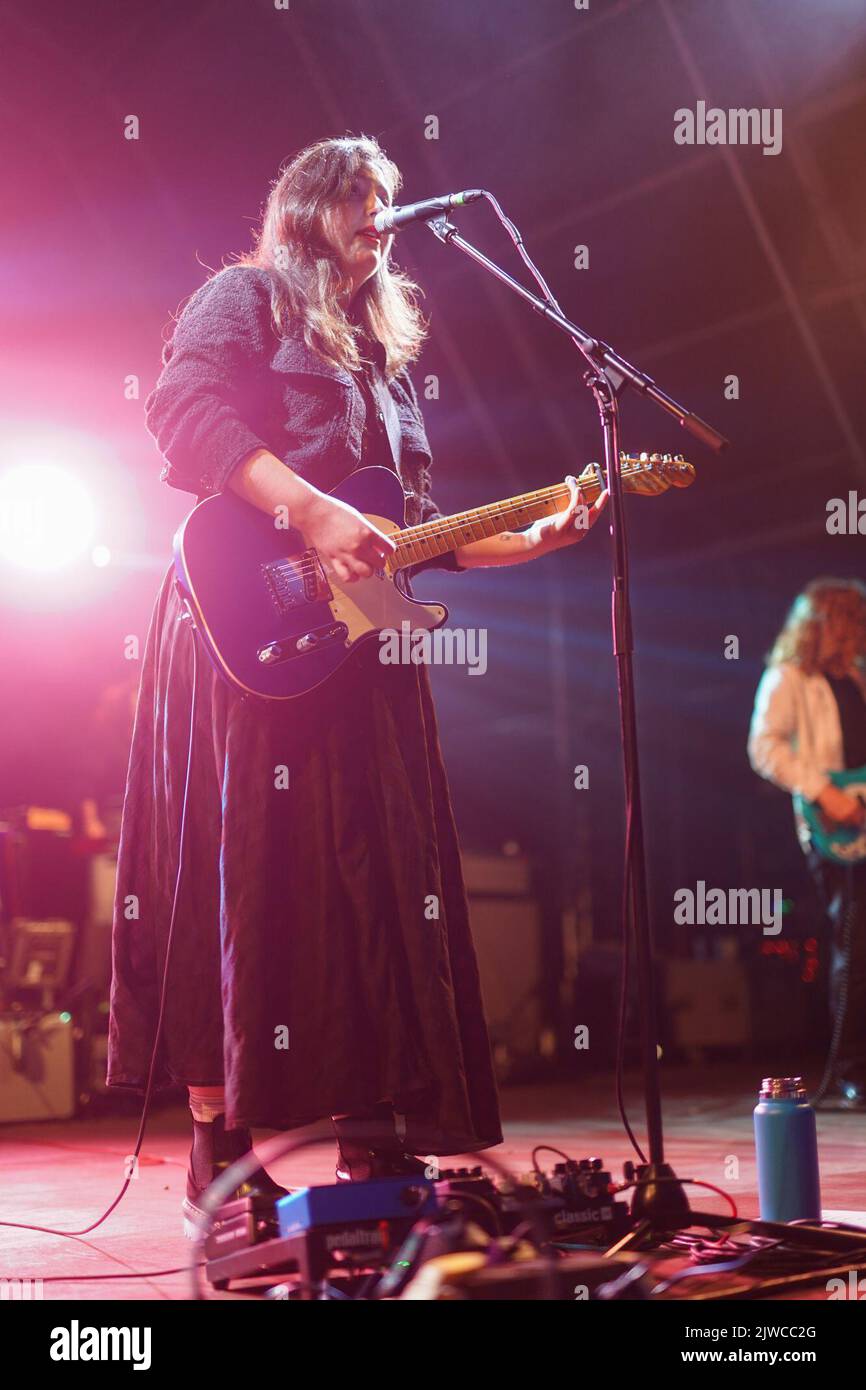 Dorset, UK. Sunday, 4 September, 2022. Lucy Dacus performing at the 2022 End of the Road Festival. Photo: Richard Gray/Alamy Stock Photo