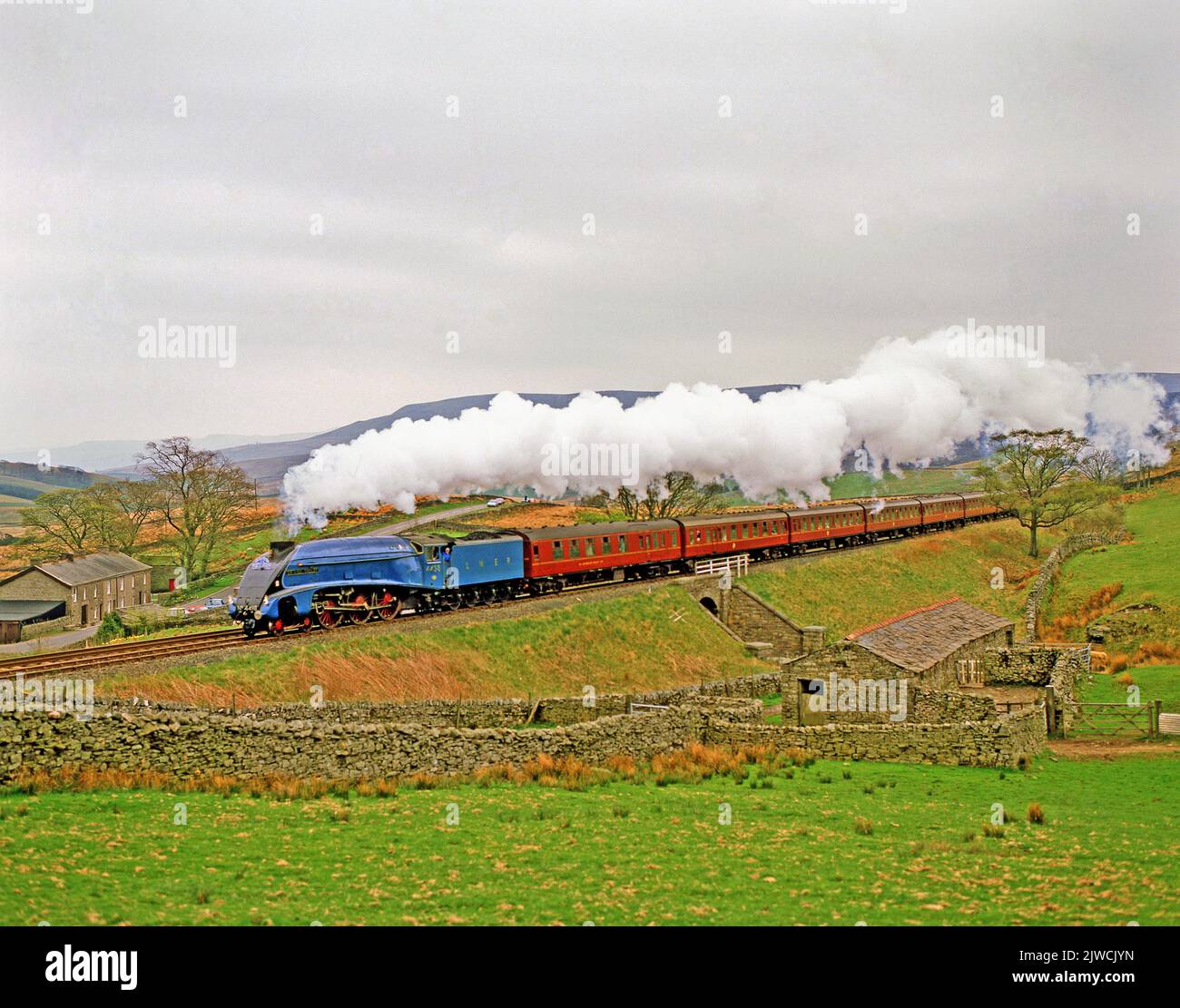 A4 pacific No 4498 Sir Nigel Gresley at Ais Gill, Settle to Carlsile railway, Cumbria, England Stock Photo