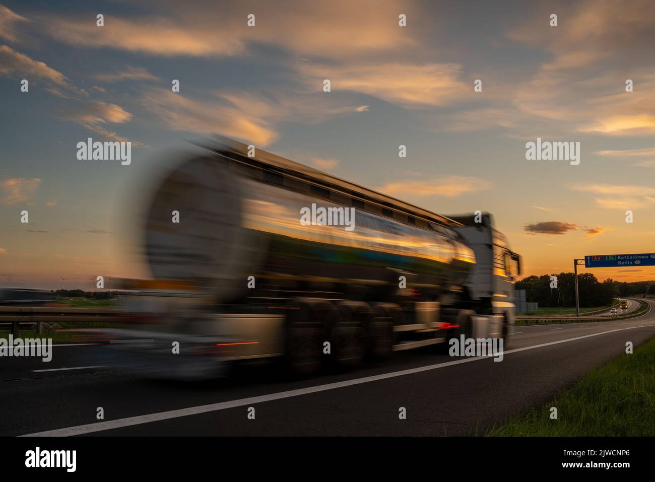 Truck driving along freeway hi-res stock photography and images - Alamy