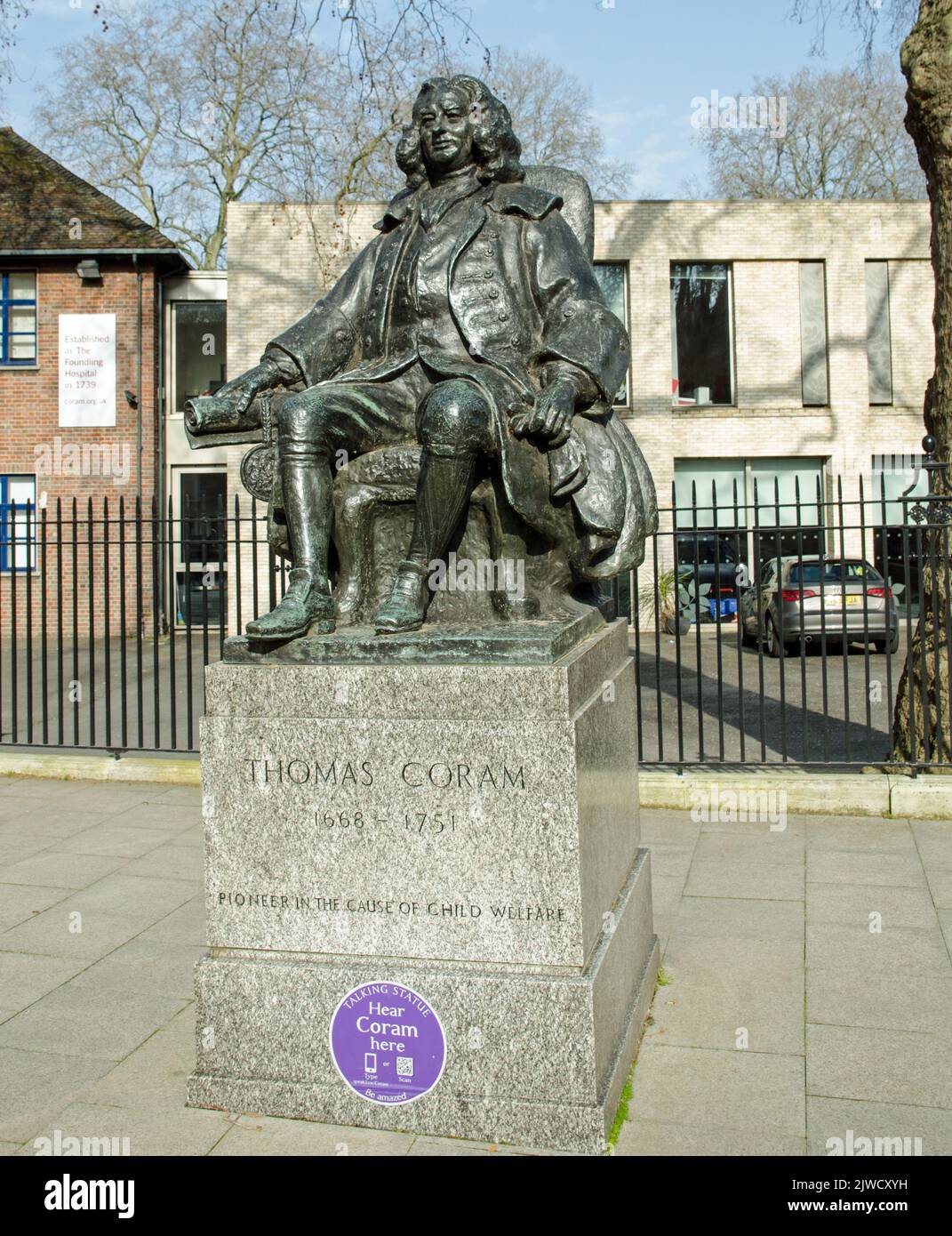 Historic statue of the philanthropist and children's charity founder Thomas Coram.  The Georgian gentleman looked after disadvantaged children in the Stock Photo