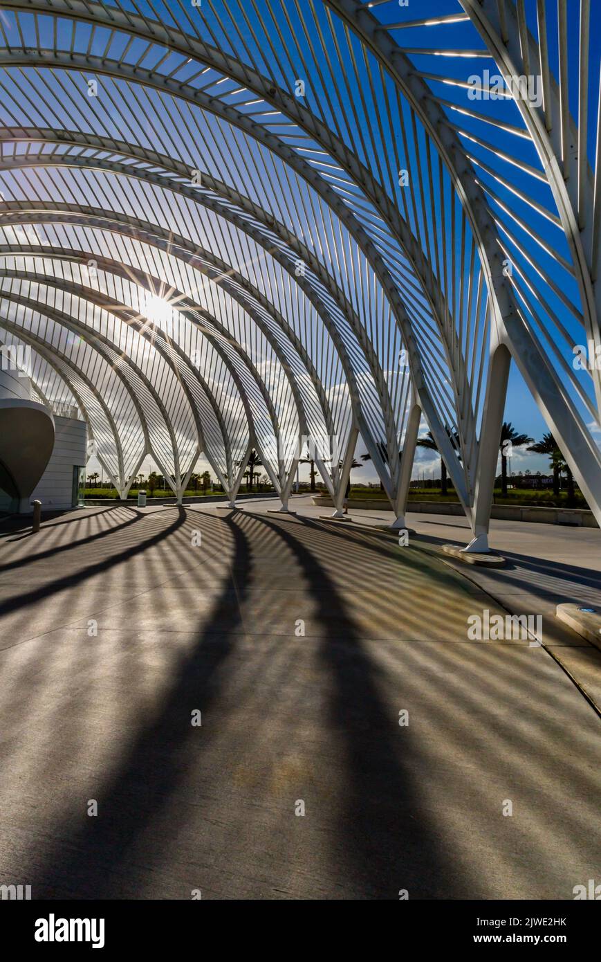Dramatic, modern archways at sunset in Florida at Polytechnic University Stock Photo