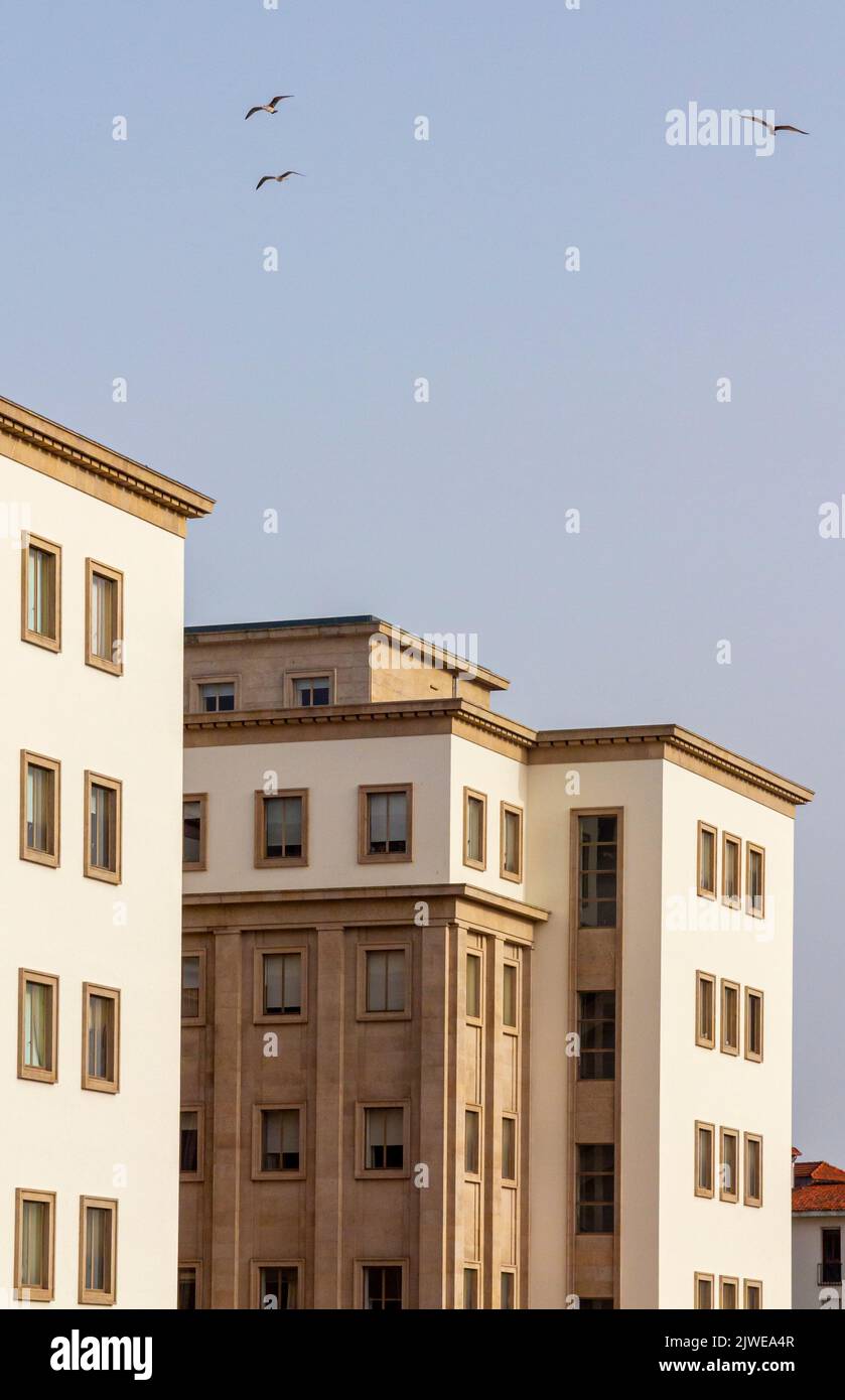 Part of the Palacio da Justica or Oporto Appeal Court a fascist era building of 1961 in Porto Portugal designed by Paul Rodrigues Lima. Stock Photo