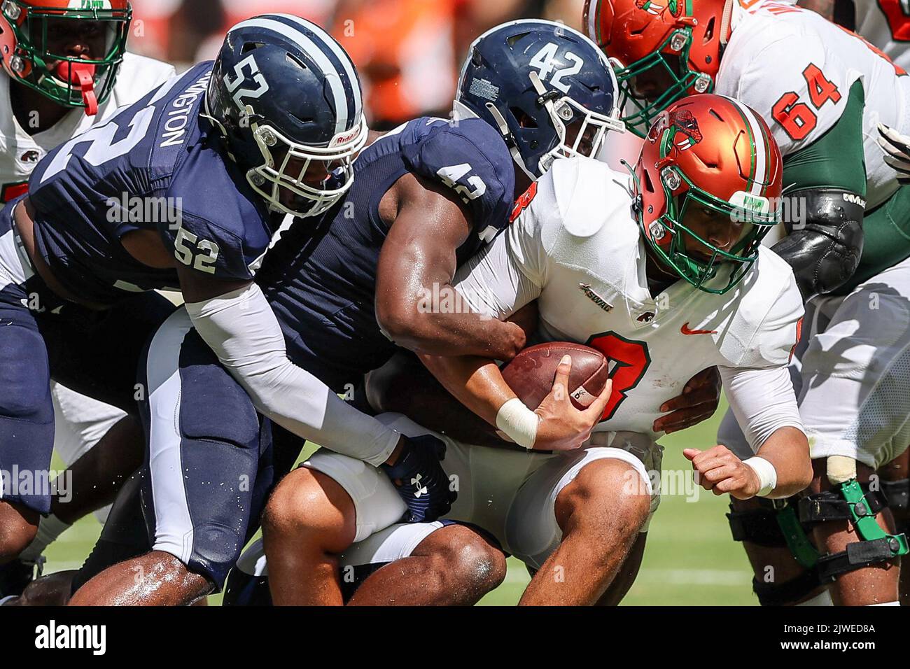 Miami Gardens, FL, September 4, 2022: Florida A&M Rattlers quarterback ...