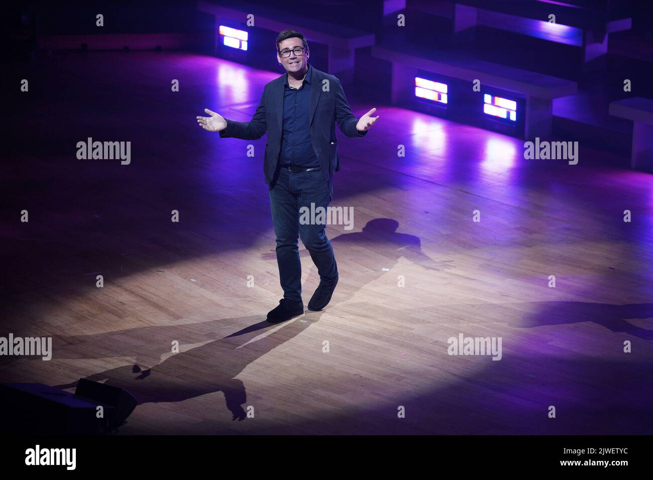 mayor-of-greater-manchester-andy-burnham-speaks-at-the-one-young-world