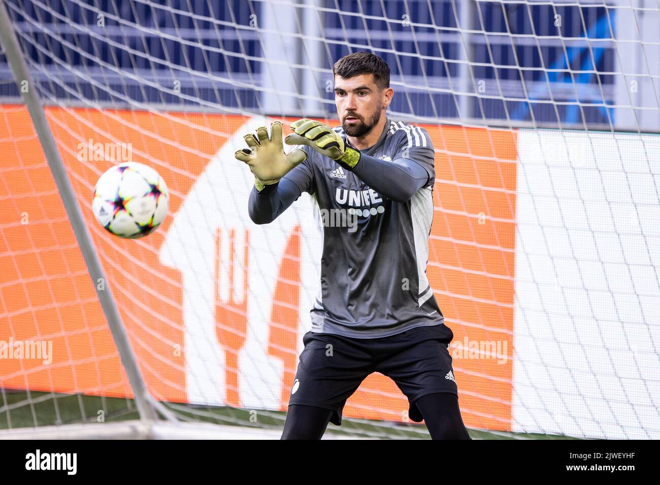 Dortmund, Germany. 05th Sep, 2022. Goalkeeper Mathew Ryan of FC Copenhagen seen during a last training session before of the UEFA Champions League match between Dortmund and FC Copenhagen at Signal Iduna Park in Dortmund. (Photo Credit: Gonzales Photo/Alamy Live News Stock Photo