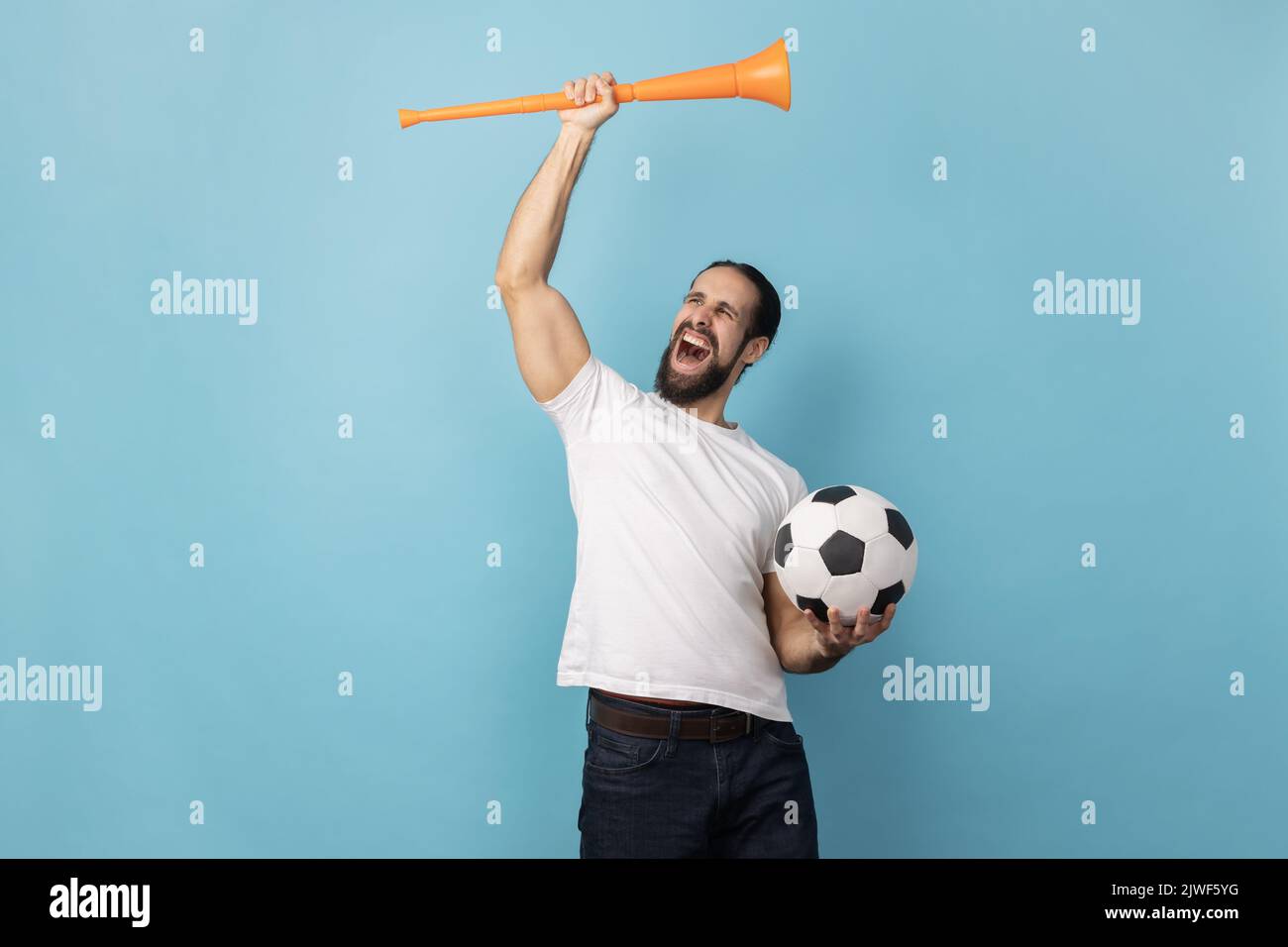 Arab football fan hi-res stock photography and images - Alamy
