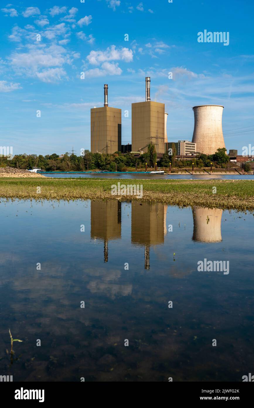 DuisburgHuckingen gasfired power station, operated by RWE, on the