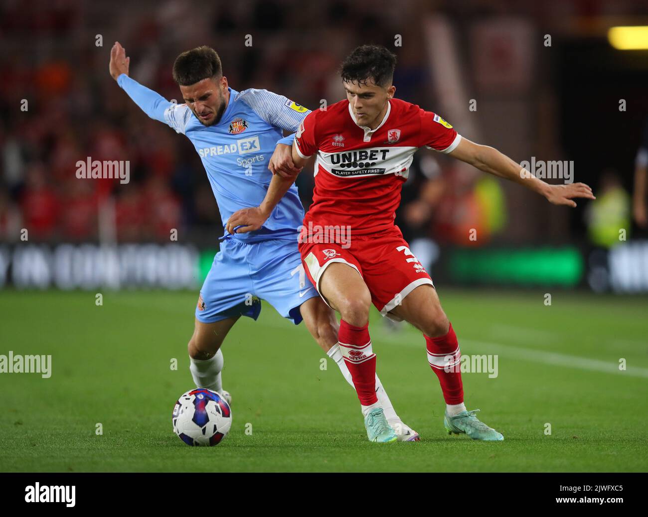 Middlesbrough, UK. 5th Sep, 2022. Leon Dajaku of Sunderland chases down Ryan Giles of Middlesbrough during the Sky Bet Championship match at the Riverside Stadium, Middlesbrough. Picture credit should read: Lexy Ilsley/Sportimage Credit: Sportimage/Alamy Live News Stock Photo