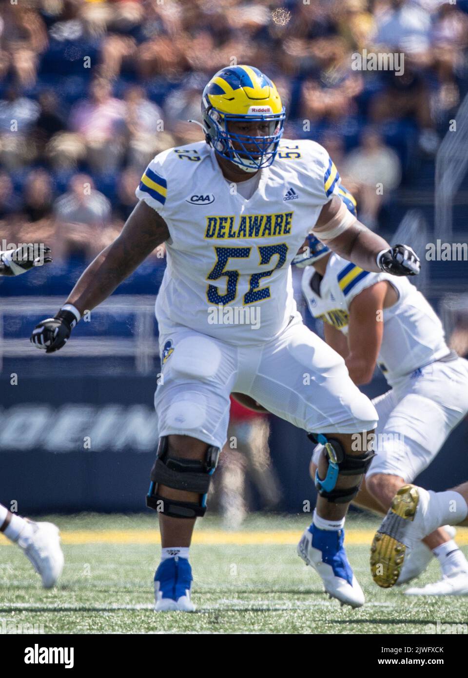 Annapolis, MD, USA. 3rd Sep, 2022. Delaware Fightin Blue Hens offensive ...