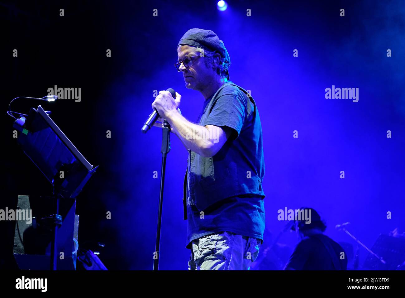 Verona, Italy. 5th September 2022. Italian singer Samuele Bersani