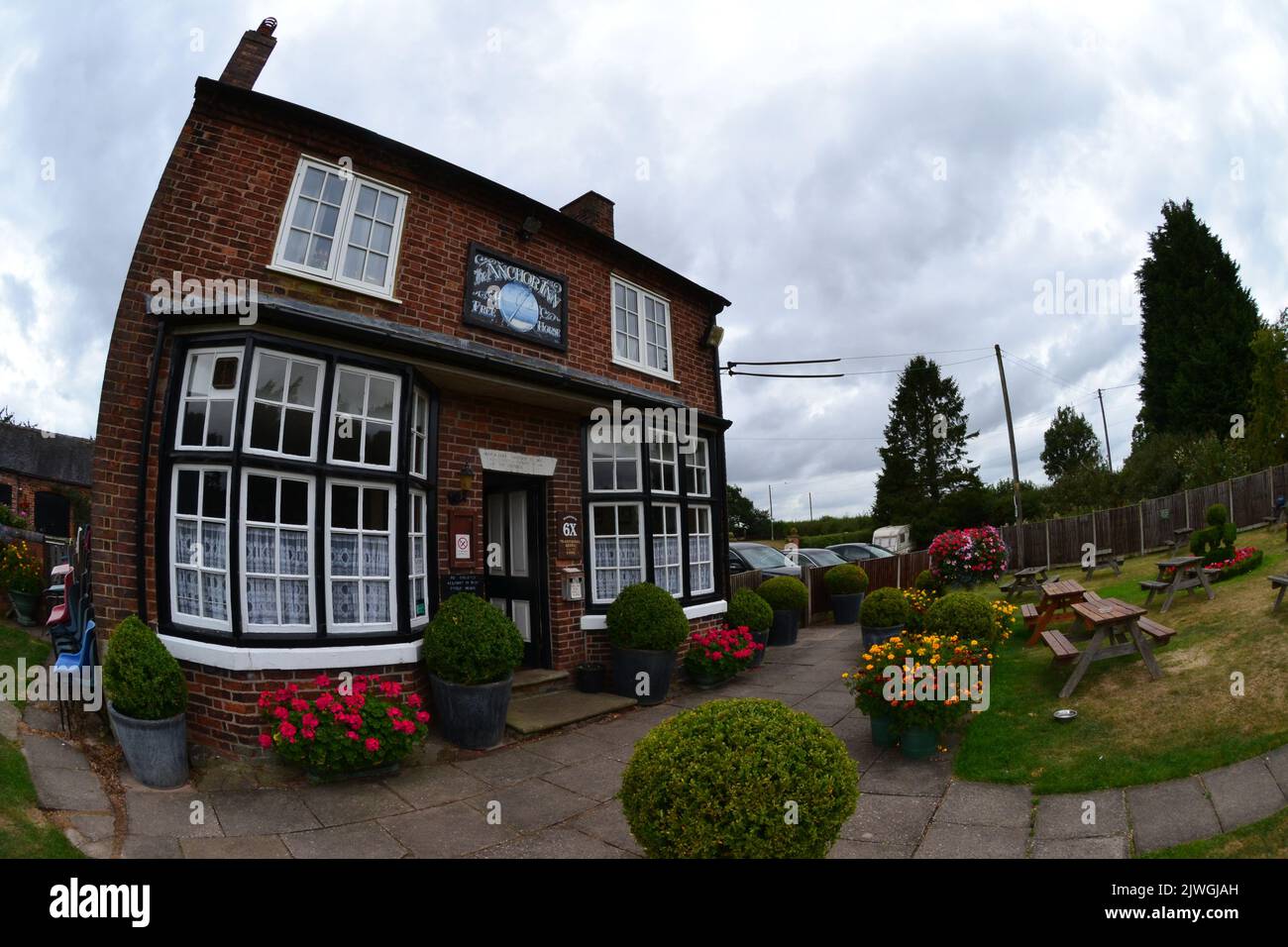 Old anchor inn hires stock photography and images Alamy