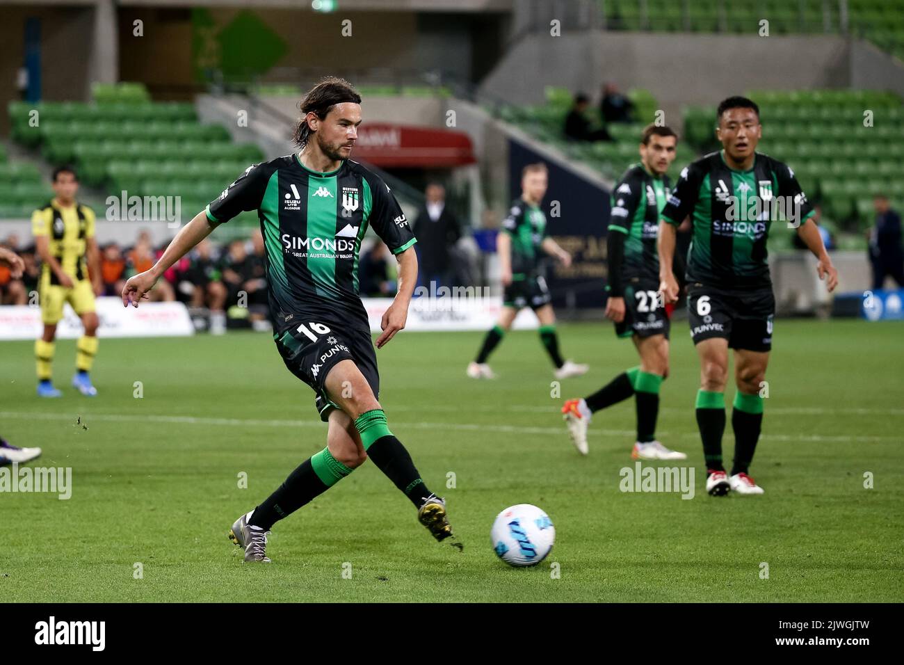 MELBOURNE, AUSTRALIA - MAY 14: Rene Krhin of Western United controls the ball during the A-League Elimination Final soccer match between Western United and Wellington Phoenix at AAMI Park on May 14, 2022 in Melbourne, Australia. Credit: Dave Hewison Stock Photo