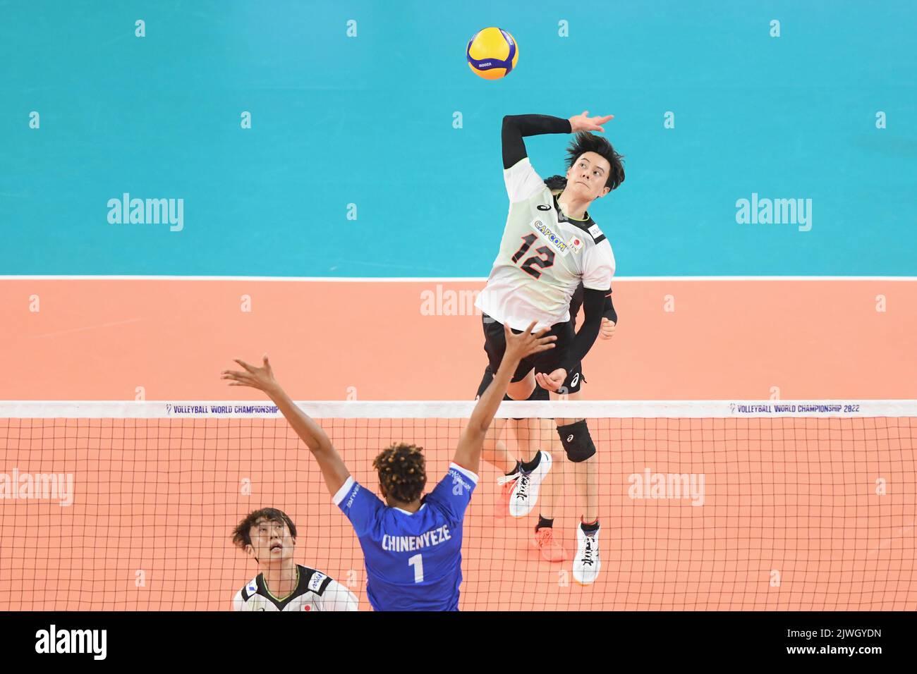 Ran Takahashi (Japan) against France. Volleyball World Championship