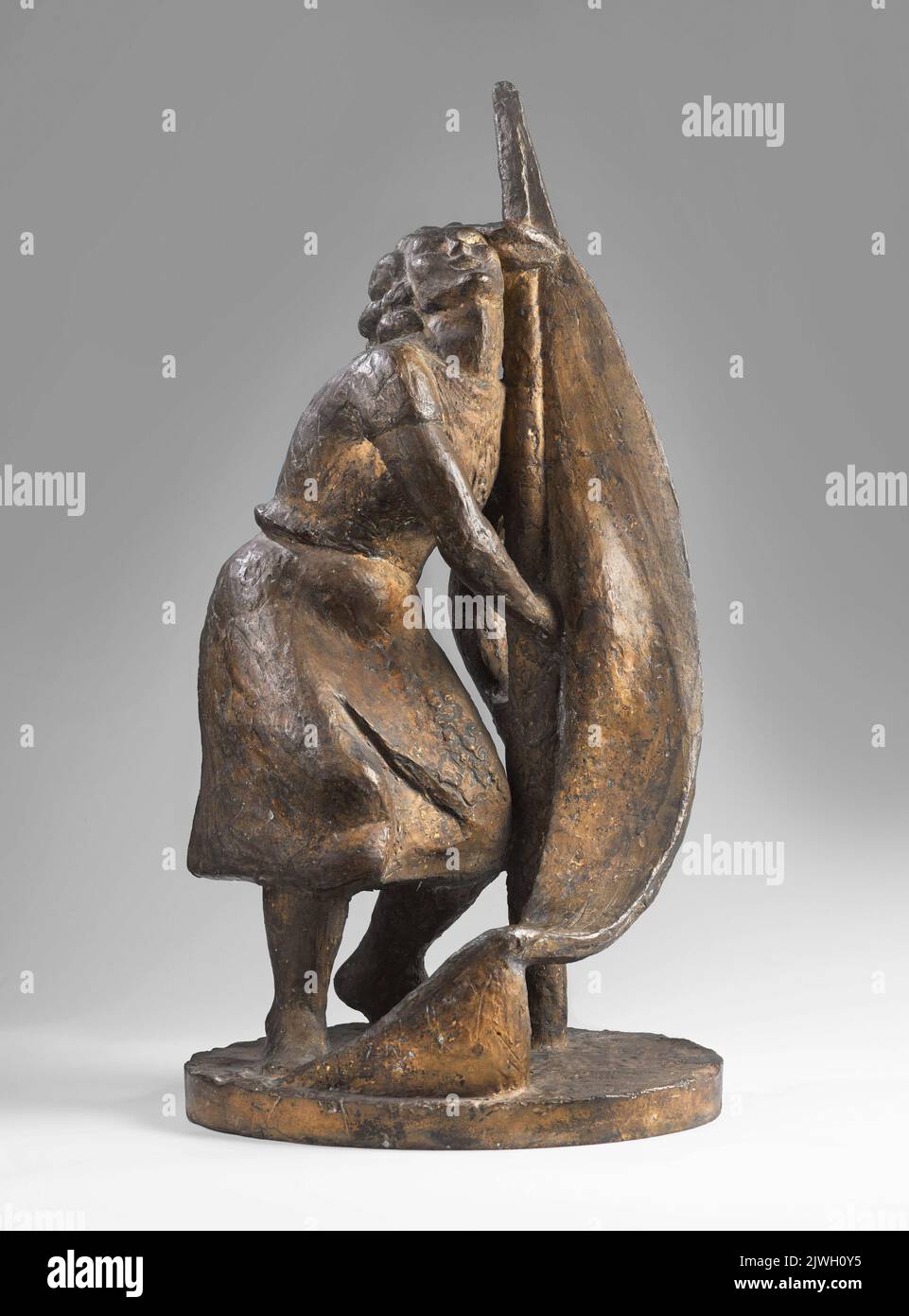 Dziewczyna ze sztandarem. Wiciński, Henryk (1908-1943), sculptor Stock Photo