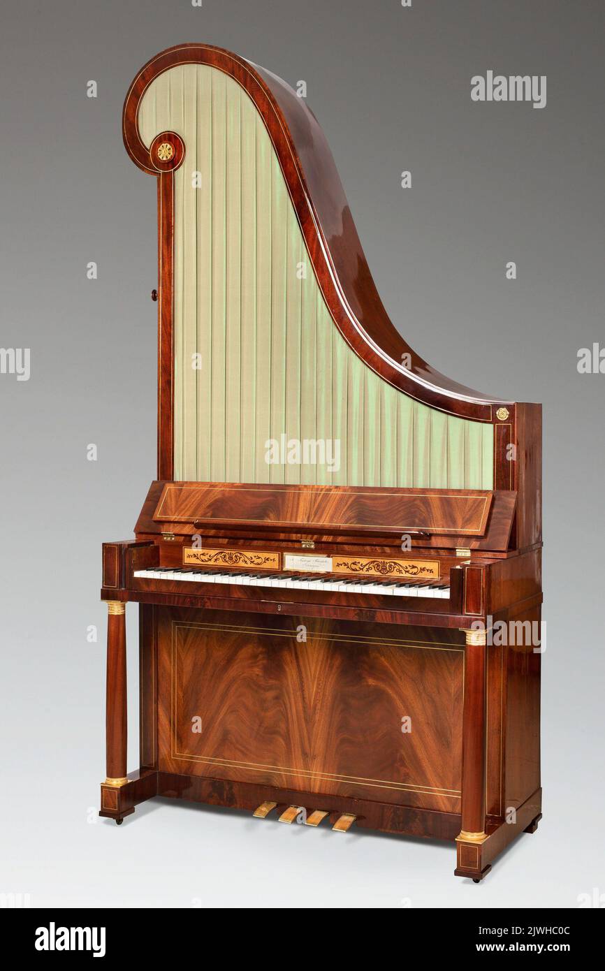 Giraffe (upright) Piano. Buchholtz, Fryderyk (Warszawa ; wytwórnia fortepianów ; ca 1815-ca 1846), instrument factory Stock Photo