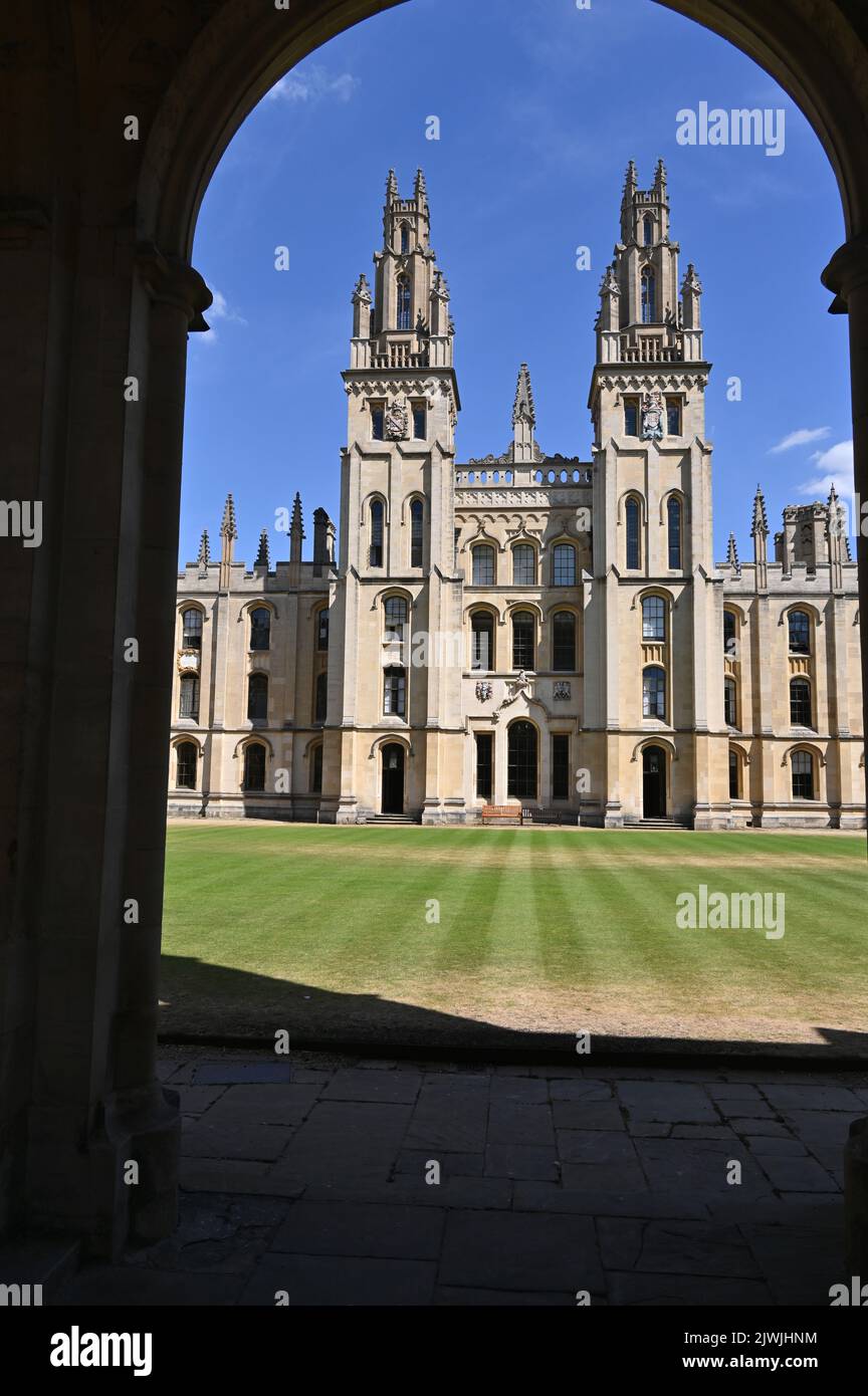 All Souls College as seen from the gates on Catte Street, Oxford Stock Photo