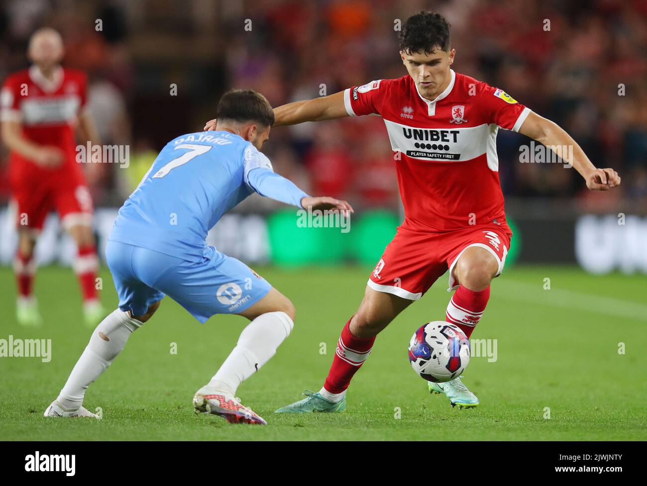 Middlesbrough, UK. 5th Sep, 2022. Leon Dajaku of Sunderland (l) battles for the ball with Ryan Giles of Middlesbrough (r) during the Sky Bet Championship match at the Riverside Stadium, Middlesbrough. Picture credit should read: Lexy Ilsley/Sportimage Credit: Sportimage/Alamy Live News Stock Photo
