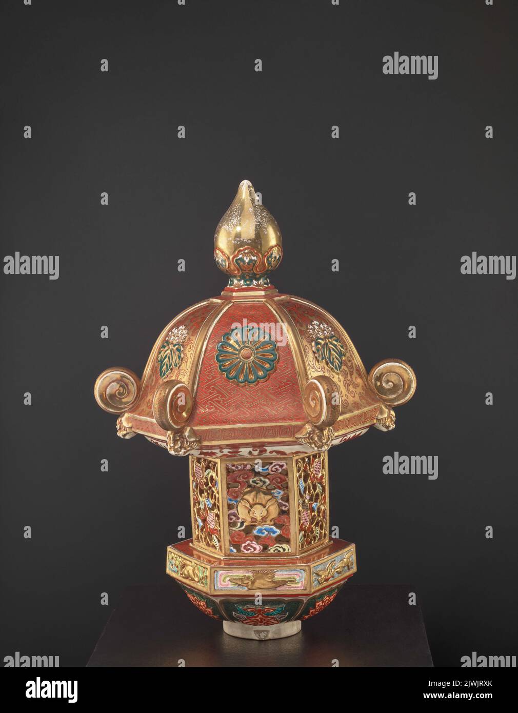 Oil lantern 19th century hi-res stock photography and images - Alamy