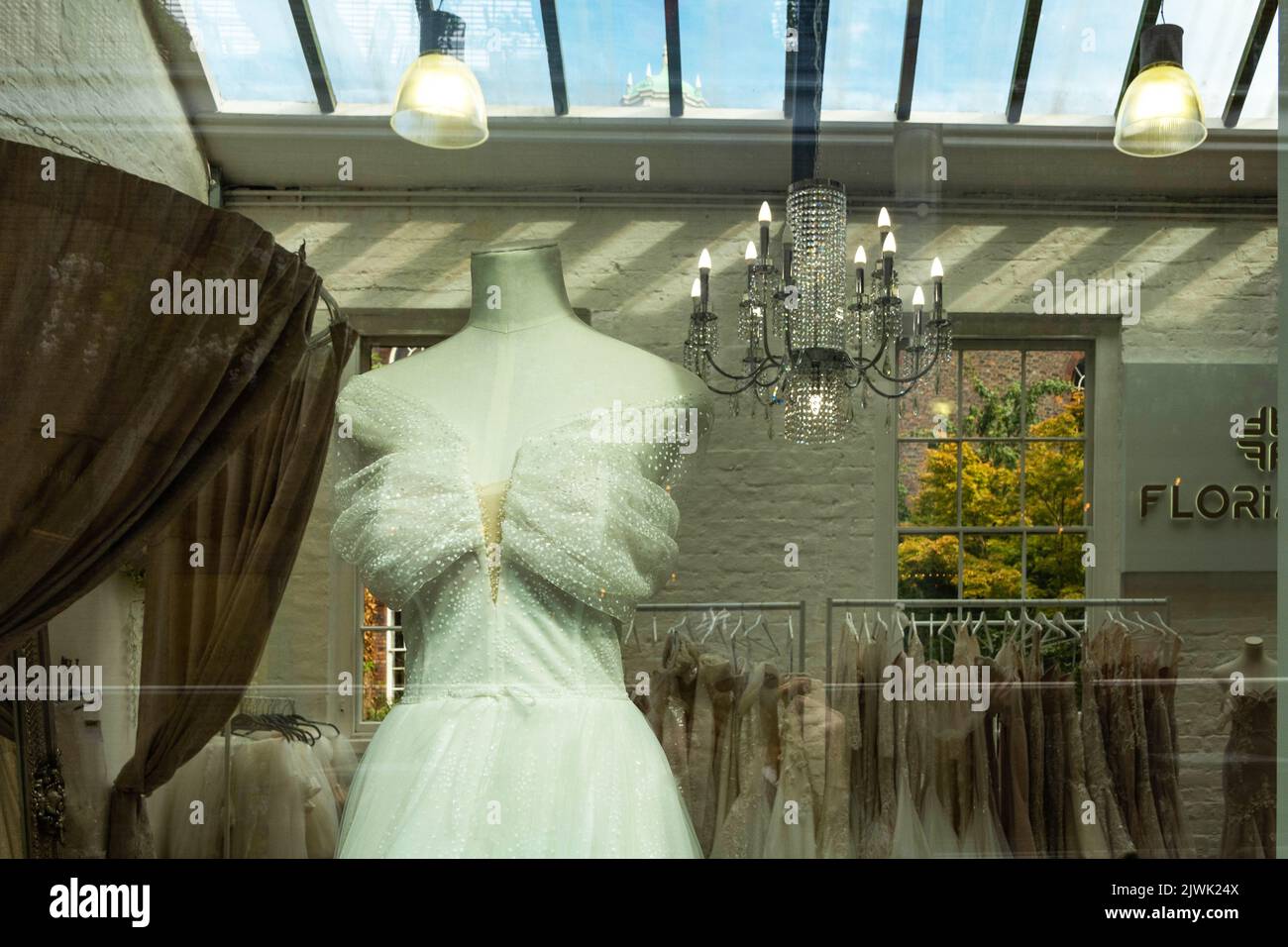 Looking in the window of Florianni Bridal Boutique in Liverpool Stock Photo