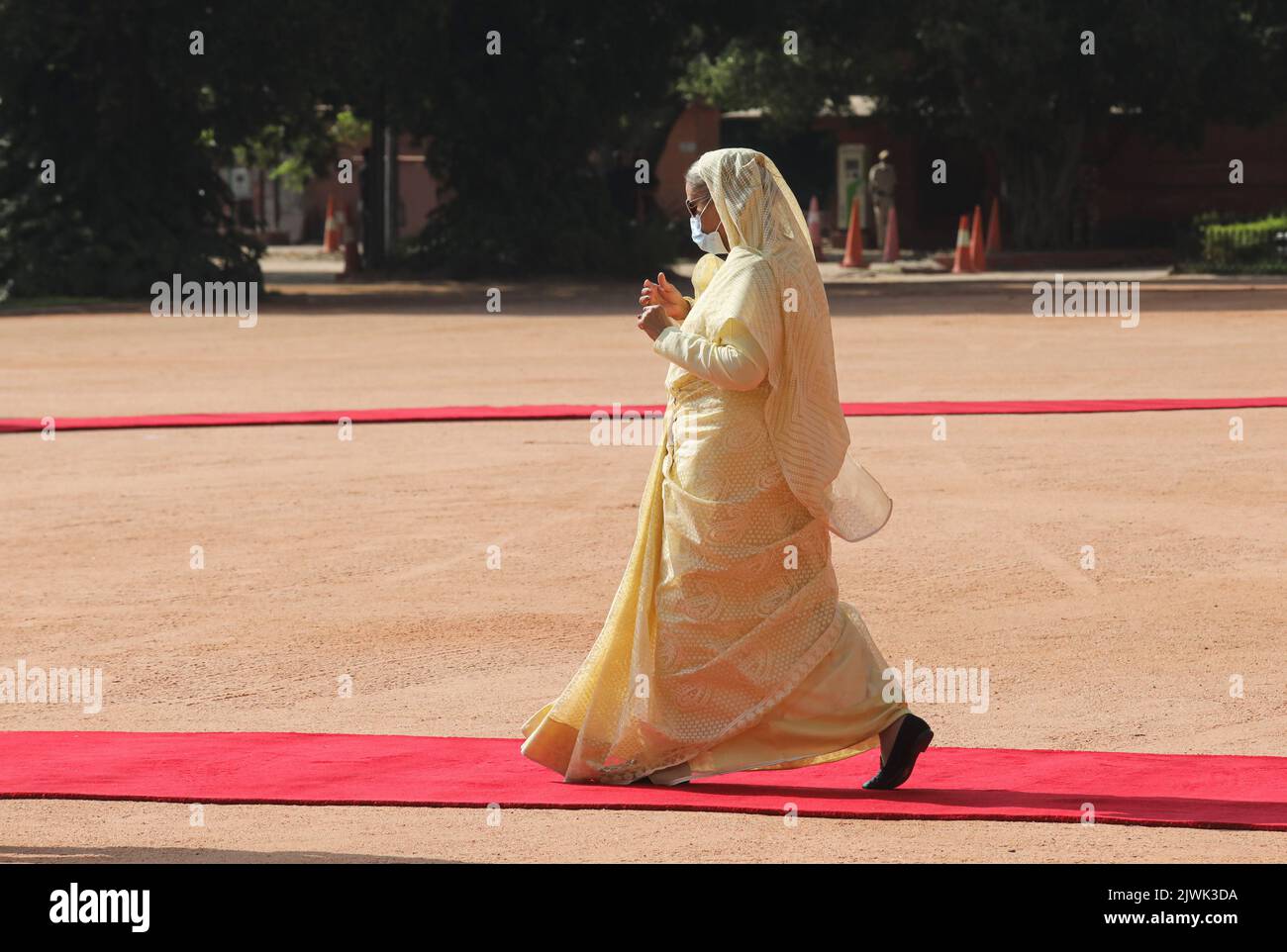 New Delhi, India. 06th Sep, 2022. Bangladesh Prime Minister Sheikh Hasina seen during the ceremonial reception at the Rashtrapati Bhavan in New Delhi. She was on a four-day visit to India. Indian Prime Minister Modi and Bangladesh Prime Minister Sheikh Hasina discuss issues related, Defence, Trade, and connectivity. India and Bangladesh are likely to sign pacts on water sharing on Kushiyara River, training and IT cooperation in Railways, Science, and Space. Credit: SOPA Images Limited/Alamy Live News Stock Photo