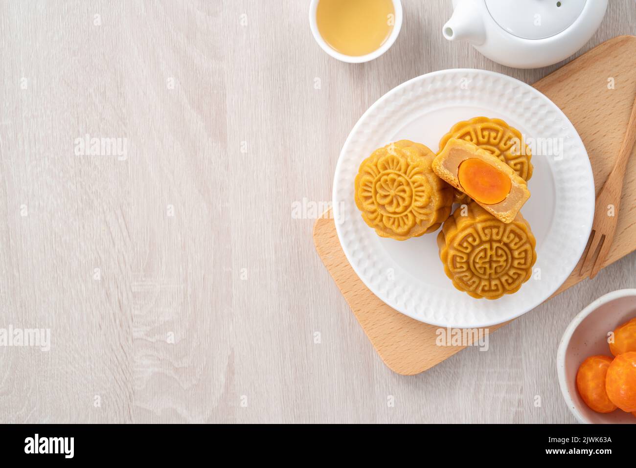 Delicious Cantonese moon cake for Mid-Autumn Festival food mooncake on ...
