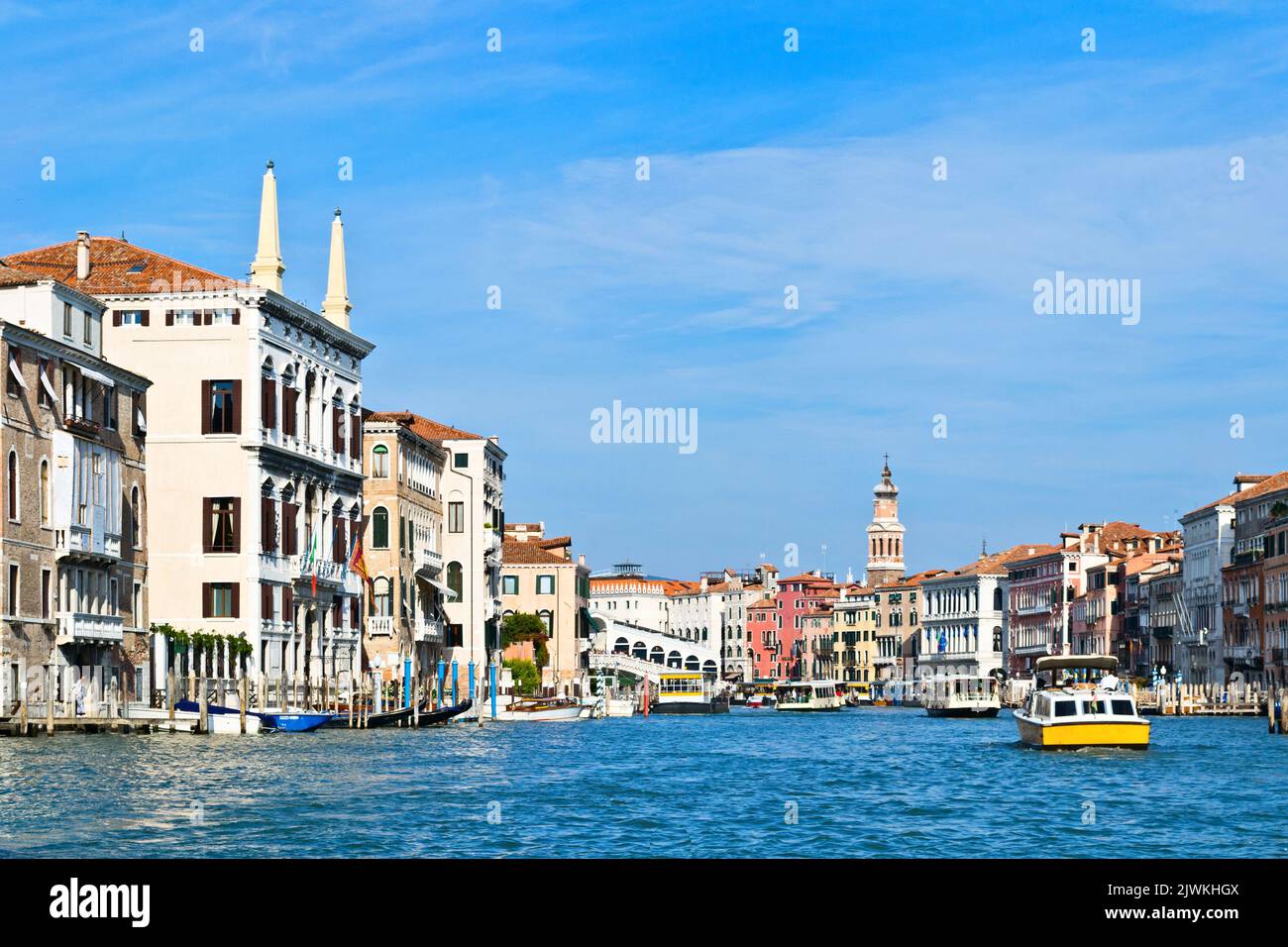 Water backgrounds venice hi-res stock photography and images - Alamy