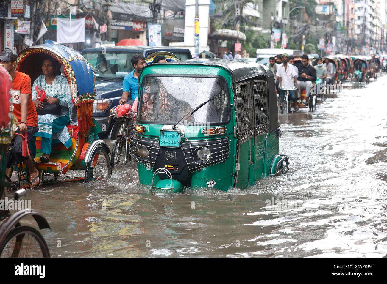 Dhaka, Bangladesh September 06, 2022 Vehicles try to drive through
