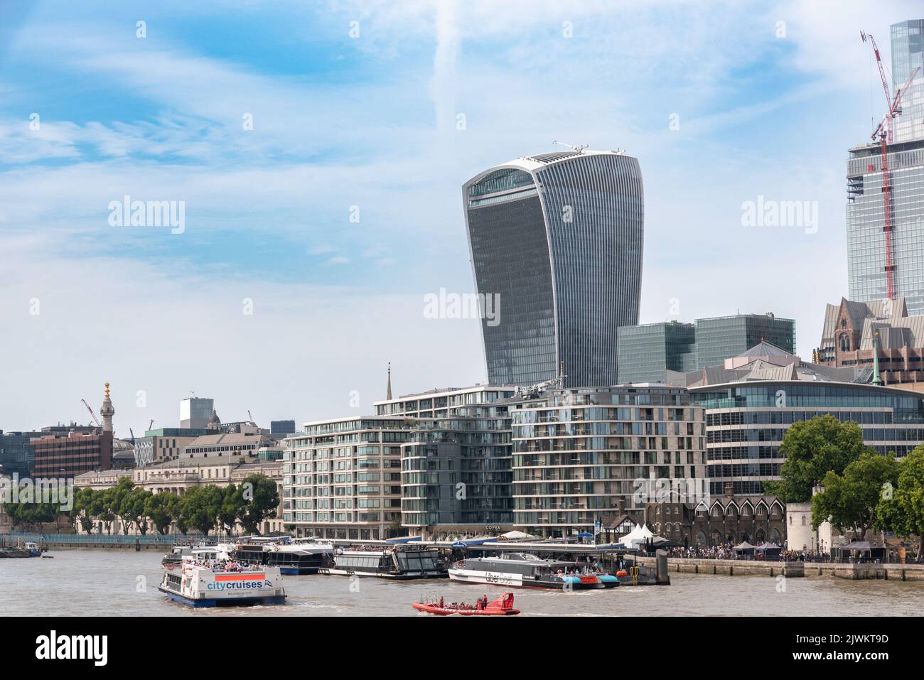 The 'Walkie Talkie' Fenchurch building overlooking the Thames Stock Photo